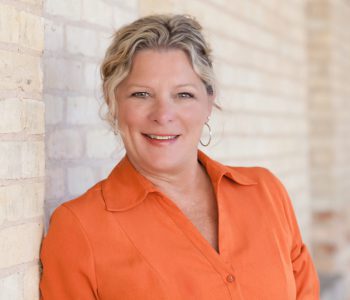 Pennie Freeman Headshot